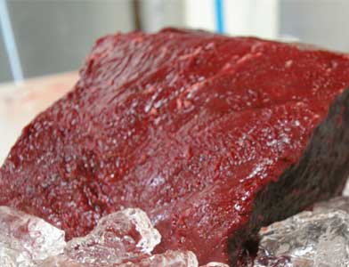 国産 ツチ鯨 スジの少ない背肉を使用